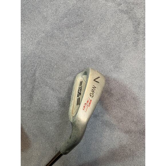 Vintage Wilson Leather Golf Bag with NWG XD 5 Gulf clubs, and a couple extra. - Picture 13 of 16